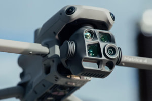 [ドローンレンタルネット]DJI Matrice 4T(マトリス4T)基本フルセット