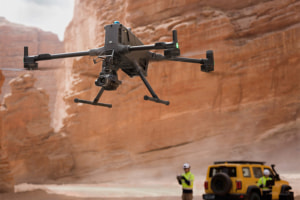 [ドローンレンタルネット]DJI Matrice 400 基本セット