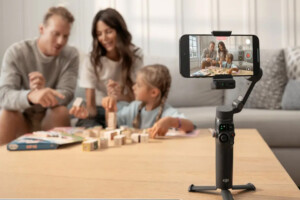 [ドローンレンタルネット]DJI Osmo Mobile 8 (オズモ モバイル)スマホジンバル 基本セット