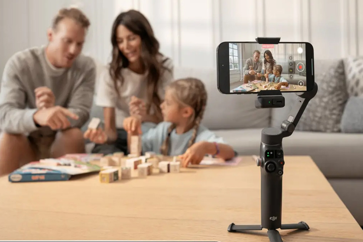[ドローンレンタルネット]DJI Osmo Mobile 8 (オズモ モバイル)スマホジンバル 基本セット