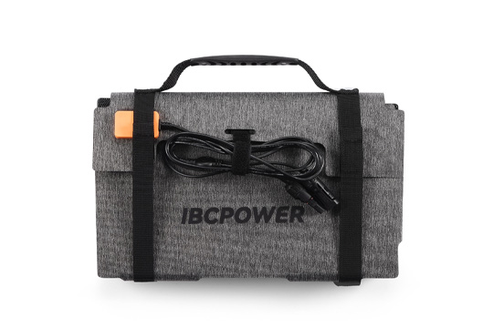 [ドローンレンタルネット]ソーラーパネル（IBCPOWER 100W折りたたみ式）